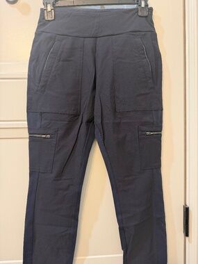 Athleta Headlands Hybrid Cargo Tight